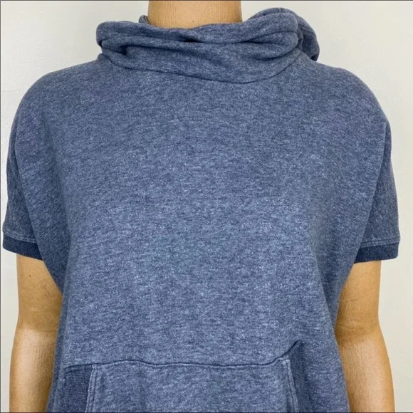 James Perse Sleeveless Hoodie Poncho Top in Gray - Picture 6 of 12